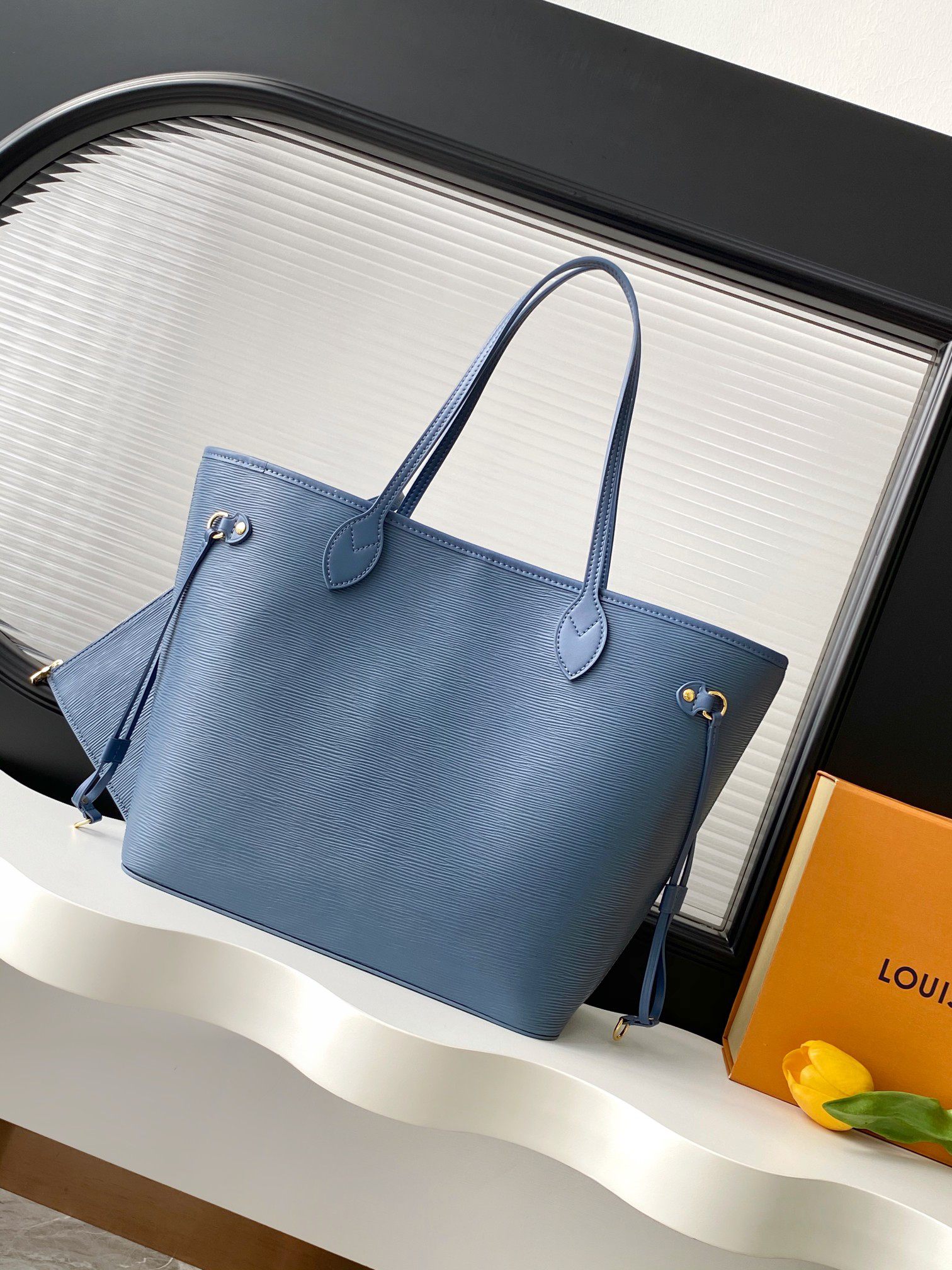 Neverfull MM Tote Bag with Denim-Blue Trim