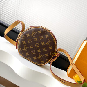 Louis Vuitton Boîte Chapeau Souple Crossbody Bag M45578