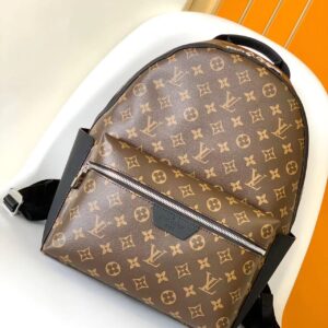 Louis Vuitton Discovery Small Backpack in Damier Graphite Canvas