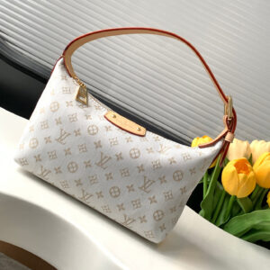 Louis Vuitton Hills Pochette M12433