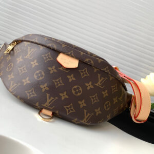 Louis Vuitton M43644 Monogram Belt Bag