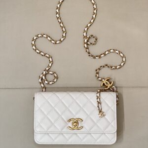 White Lambskin Flap Crossbody Bag with Chain Strap