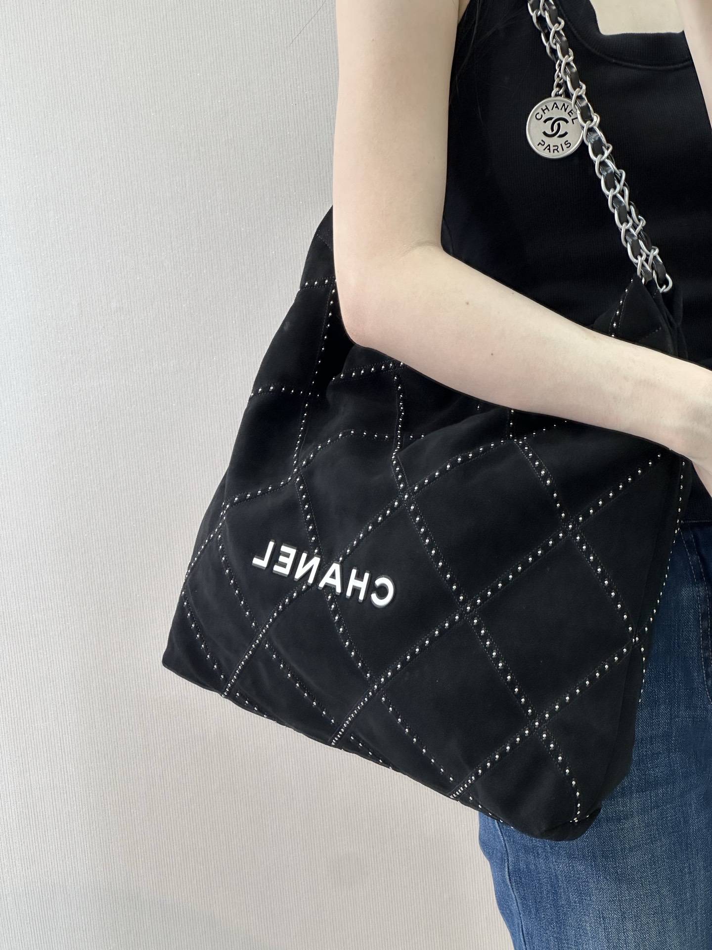 Chanel 22 Shoulder Bag