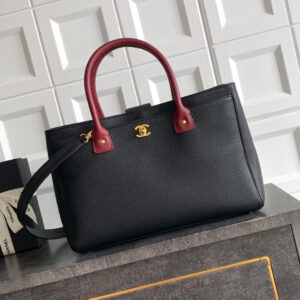 Chanel Cerf Medium Tote Bag in Black and Silver