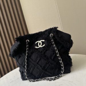 Black Vintage Linen-Blend Straw Tote Bag