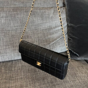CHANEL Vintage Quilted Lambskin Crossbody Bag