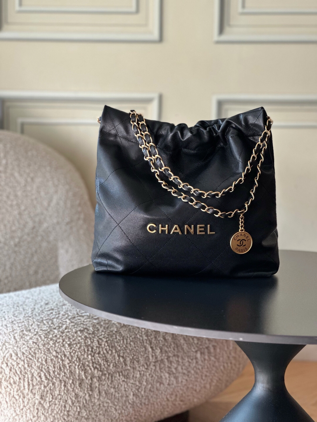 Chanel AS3260 Cowhide Leather Shoulder Bag