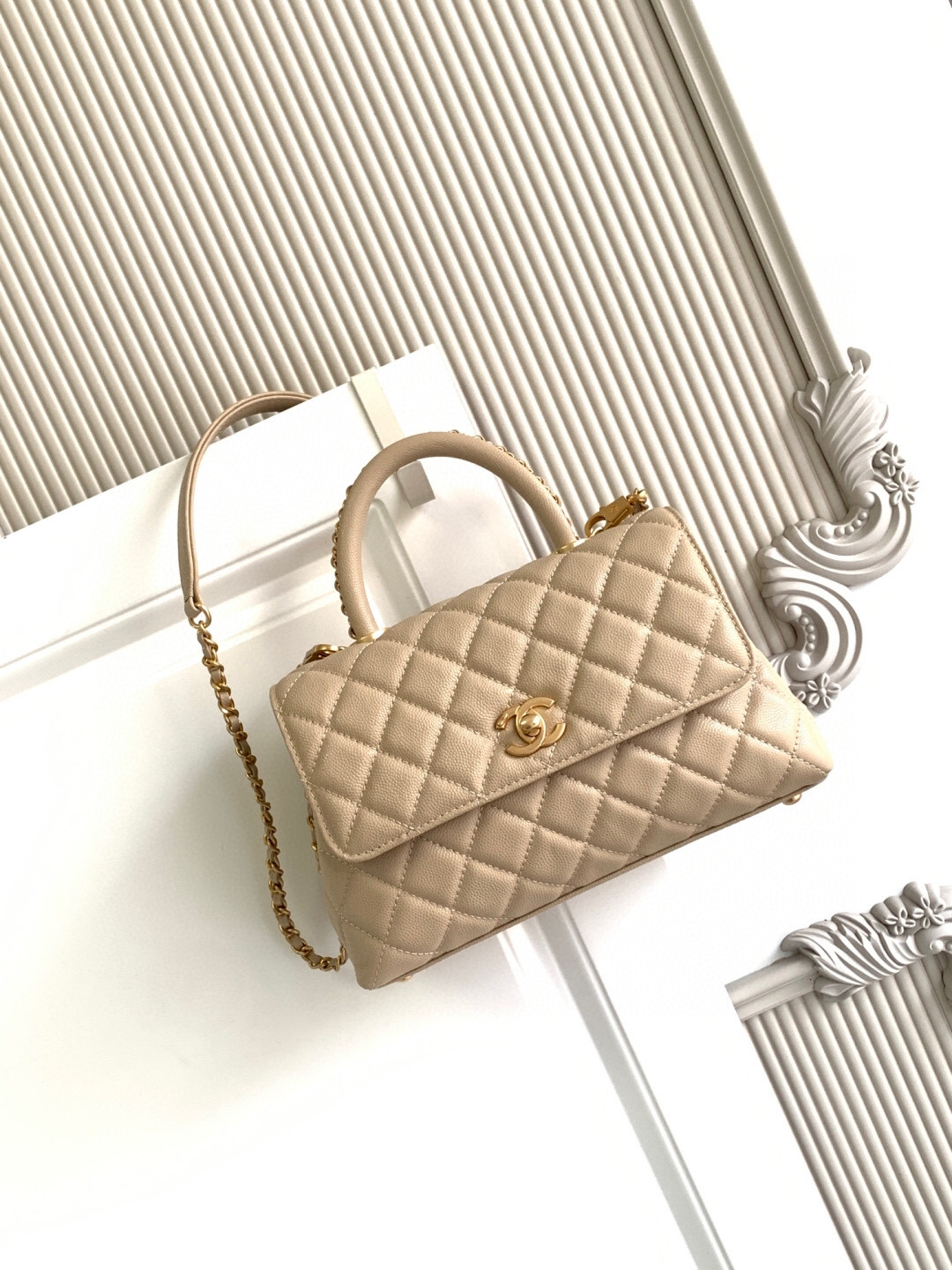 Chanel Coco Handle Leather Top-Handle Handbag
