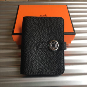 Hermes Constance 5121 Litchi-Grain Leather Wallet