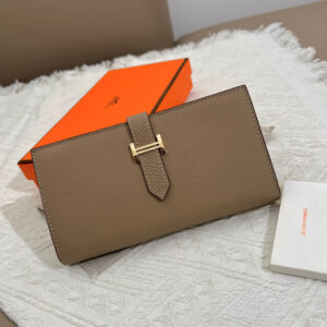 Hermès Togo Leather Vertical Zipper Wallet