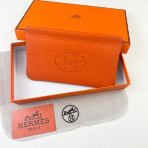Hermès Togo Leather Wallet Model 6911