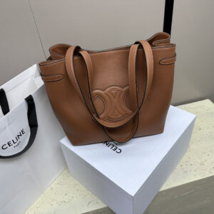 Cabas Anaïs Grainy Leather Handbag