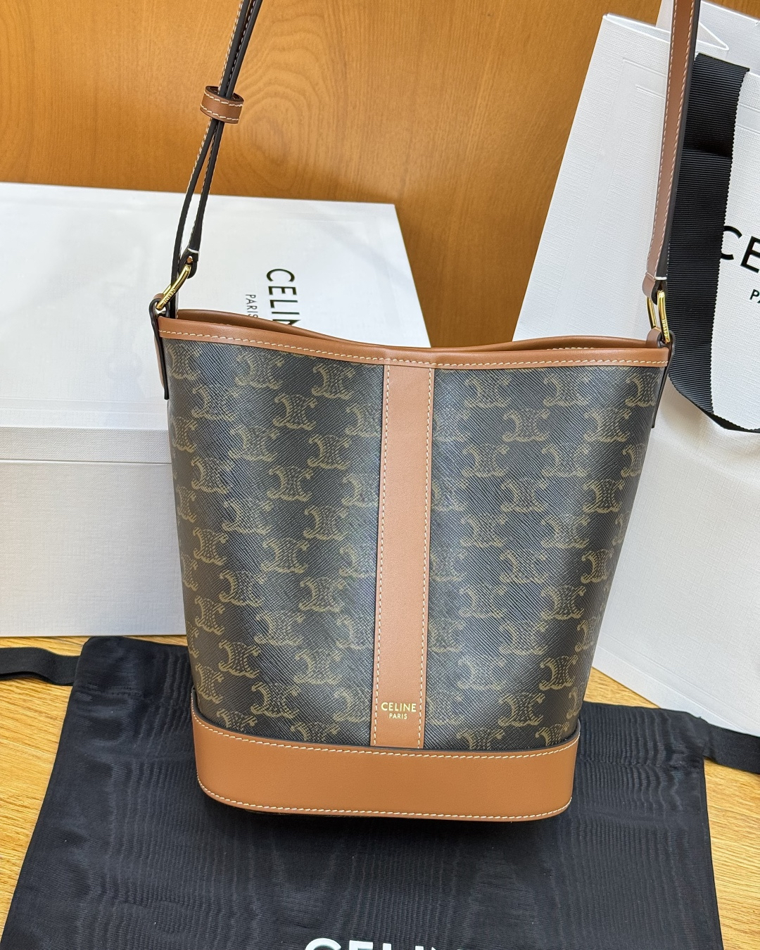 Celine Triomphe Small Bucket Shoulder Crossbody Bag - Image 2