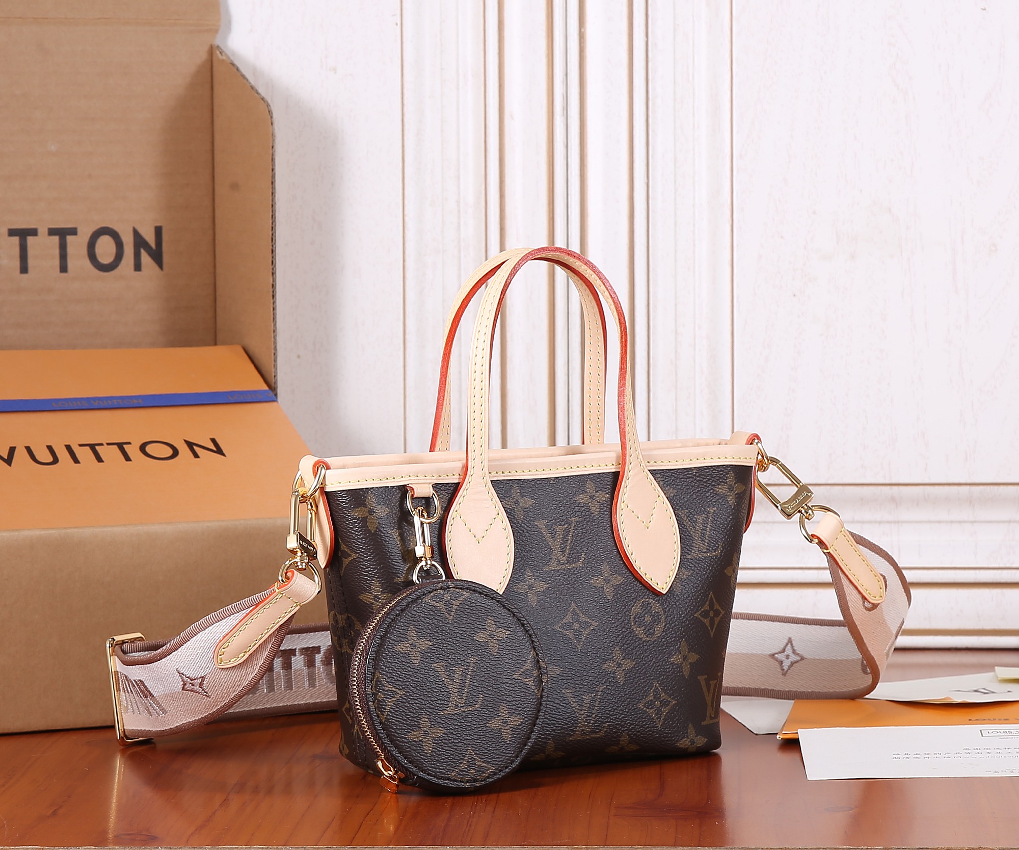 Neverfull Tote Bag M46705 - Image 2
