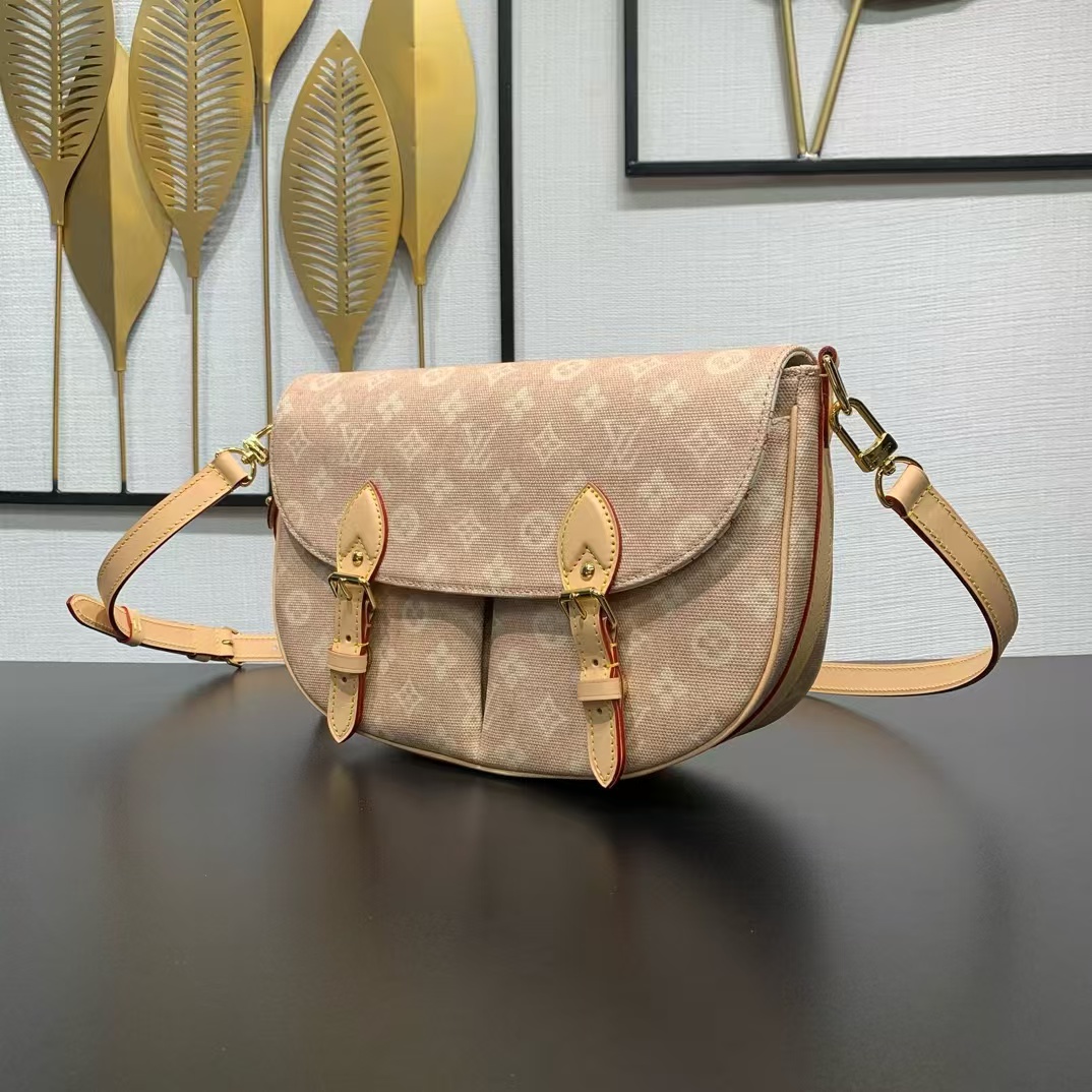 Louis Vuitton Escape Bag from the LV Travels With Grace Coddington Collection - Image 2