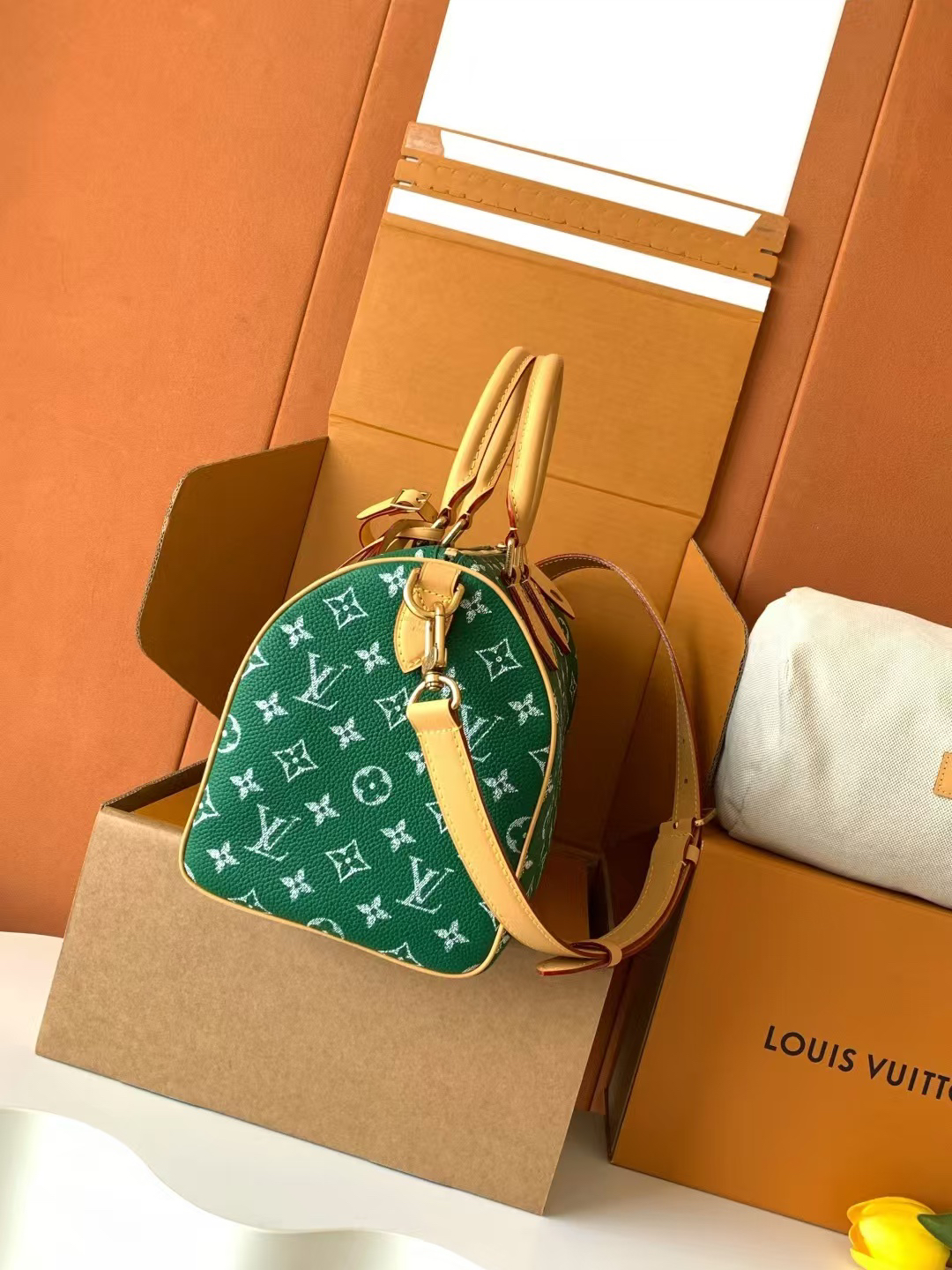 Louis Vuitton Speedy P-9 Bandoulière 30 Handbag - Image 2