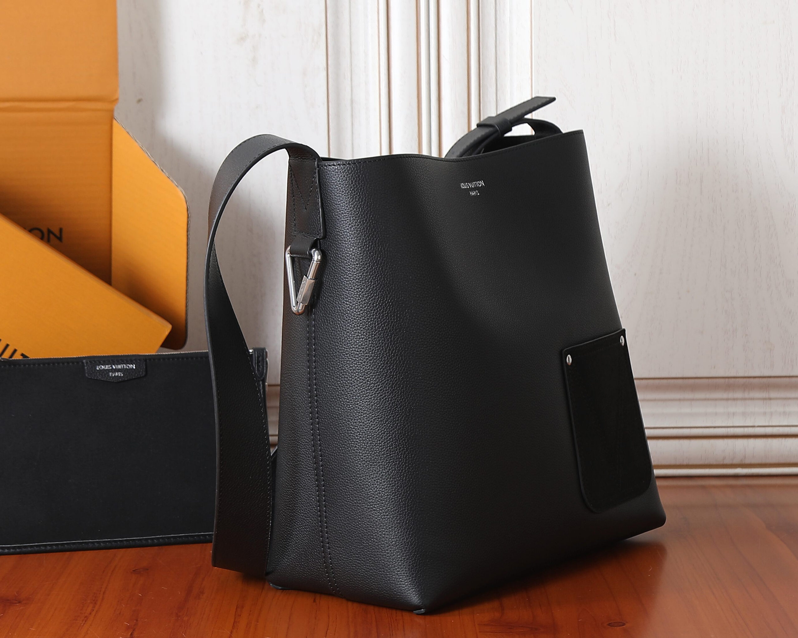 Verso Hobo Handbag in LV Touch Calfskin - Image 2