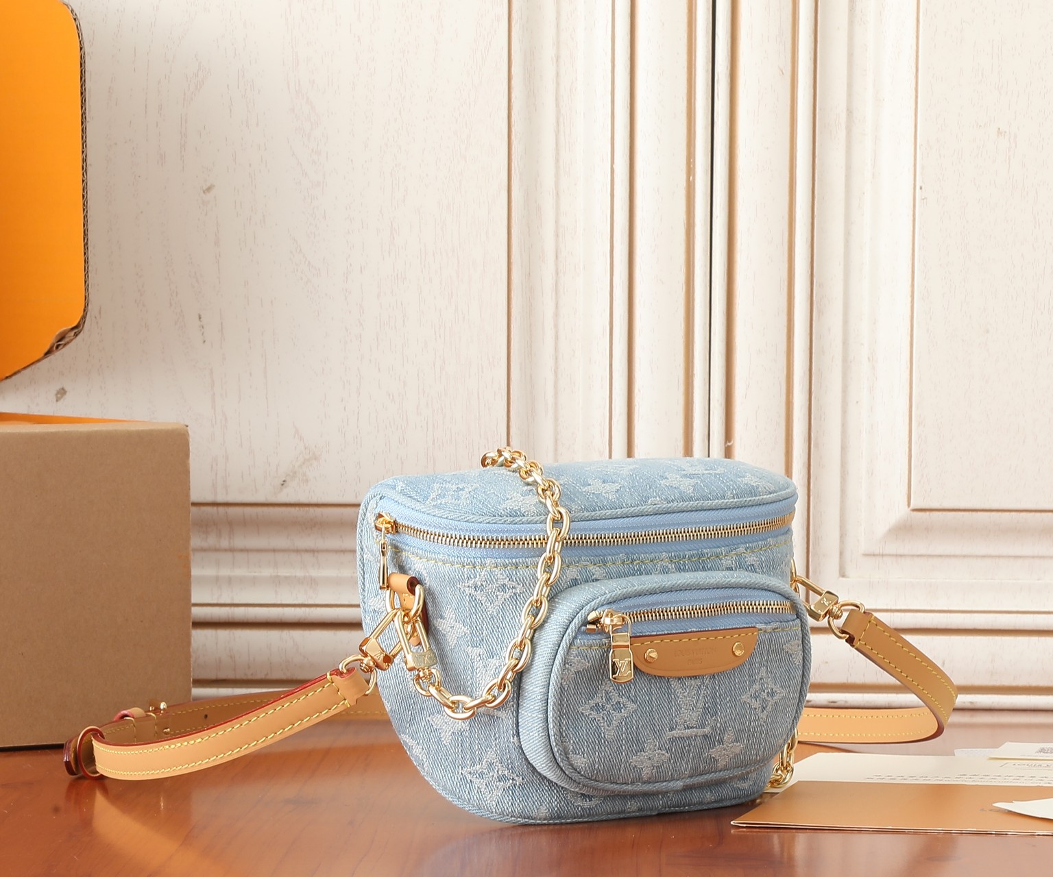 Louis Vuitton Mini Bumbag M83353 - Image 2