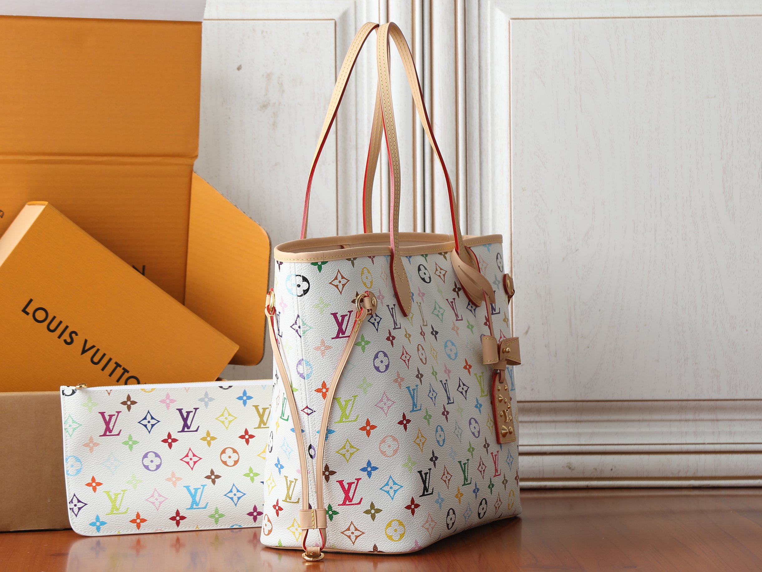 Louis Vuitton Neverfull MM Monogram Canvas Tote Bag - Image 2