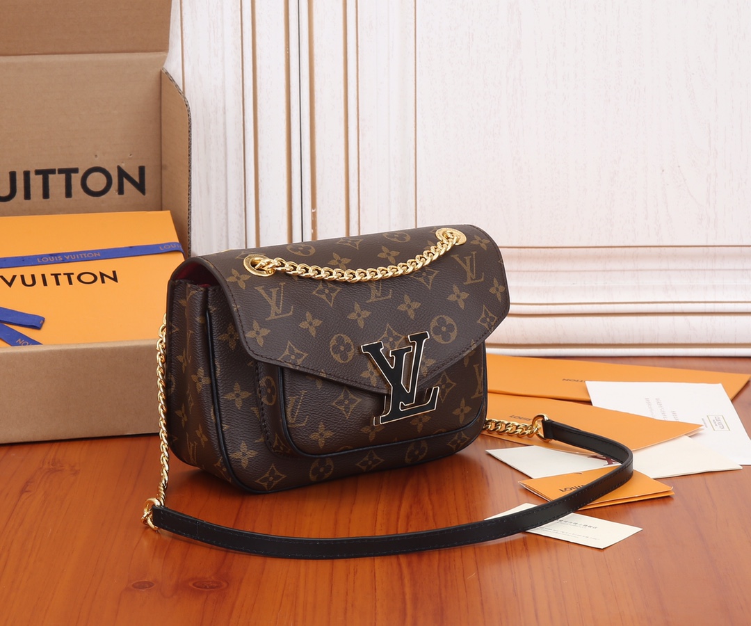 Louis Vuitton Monogram Chain Bag - Image 2