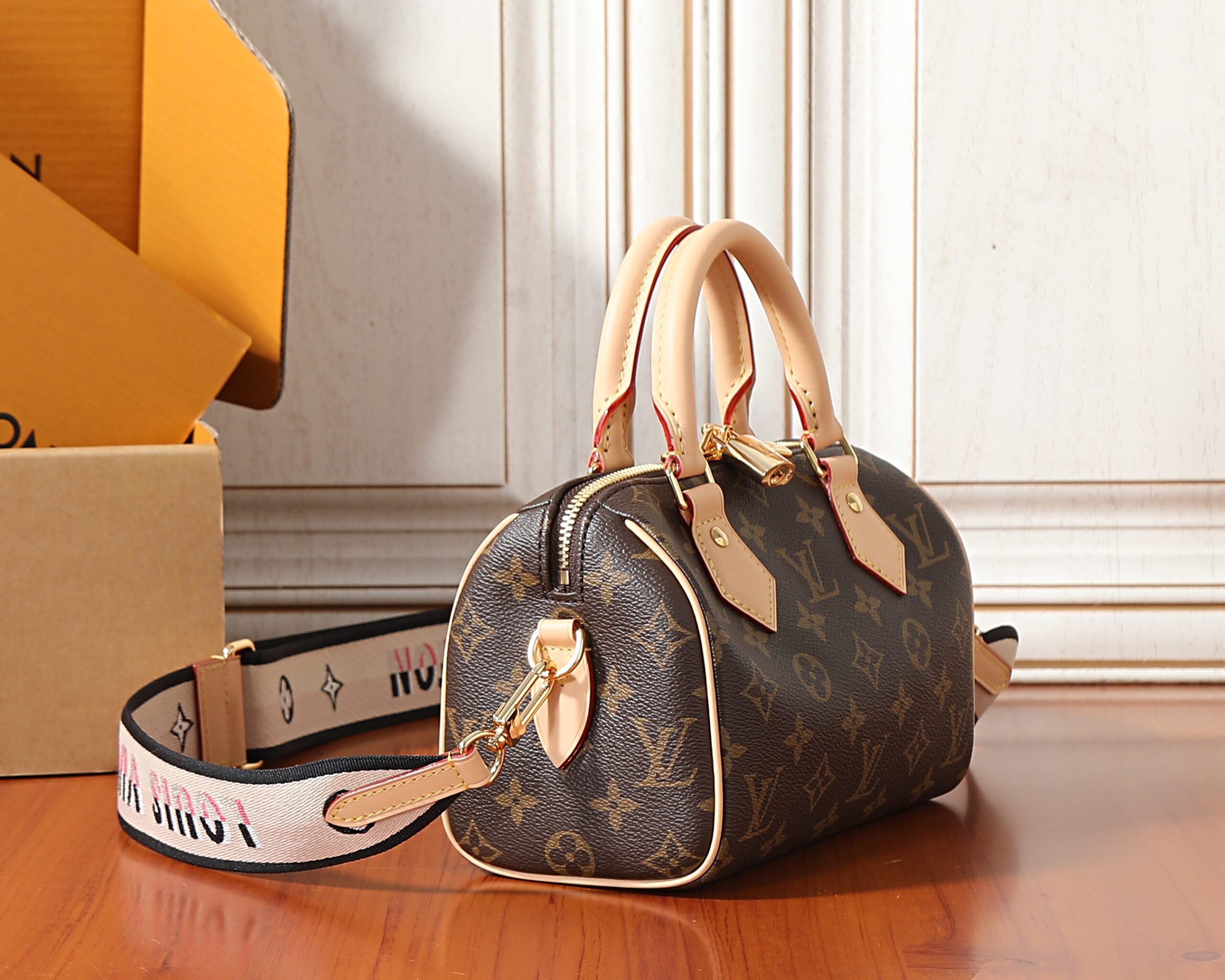 Louis Vuitton Speedy Bandoulière 20 Handbag - Image 2
