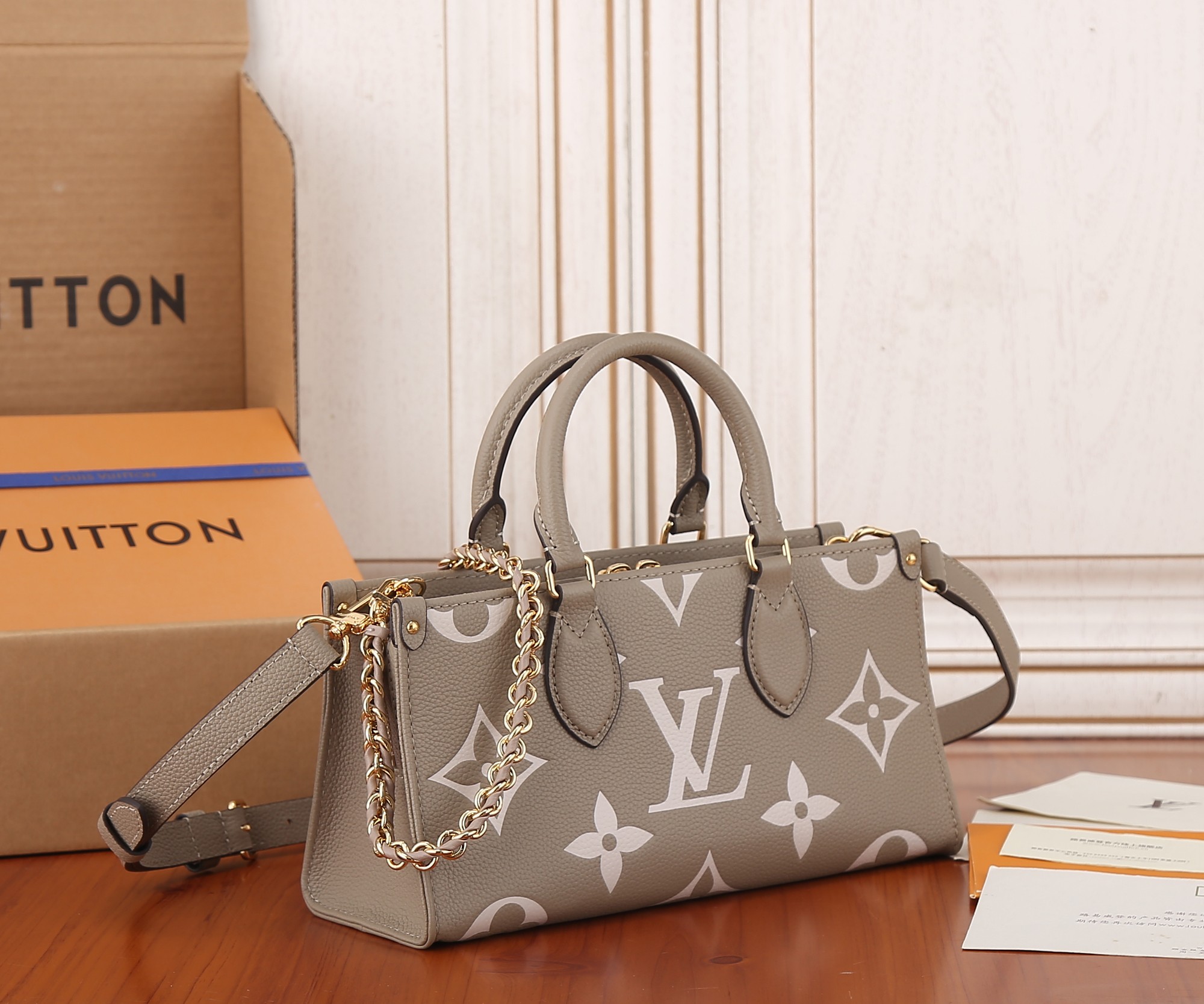 Louis Vuitton OnTheGo East West Handbag in Monogram Empreinte Leather - Image 2