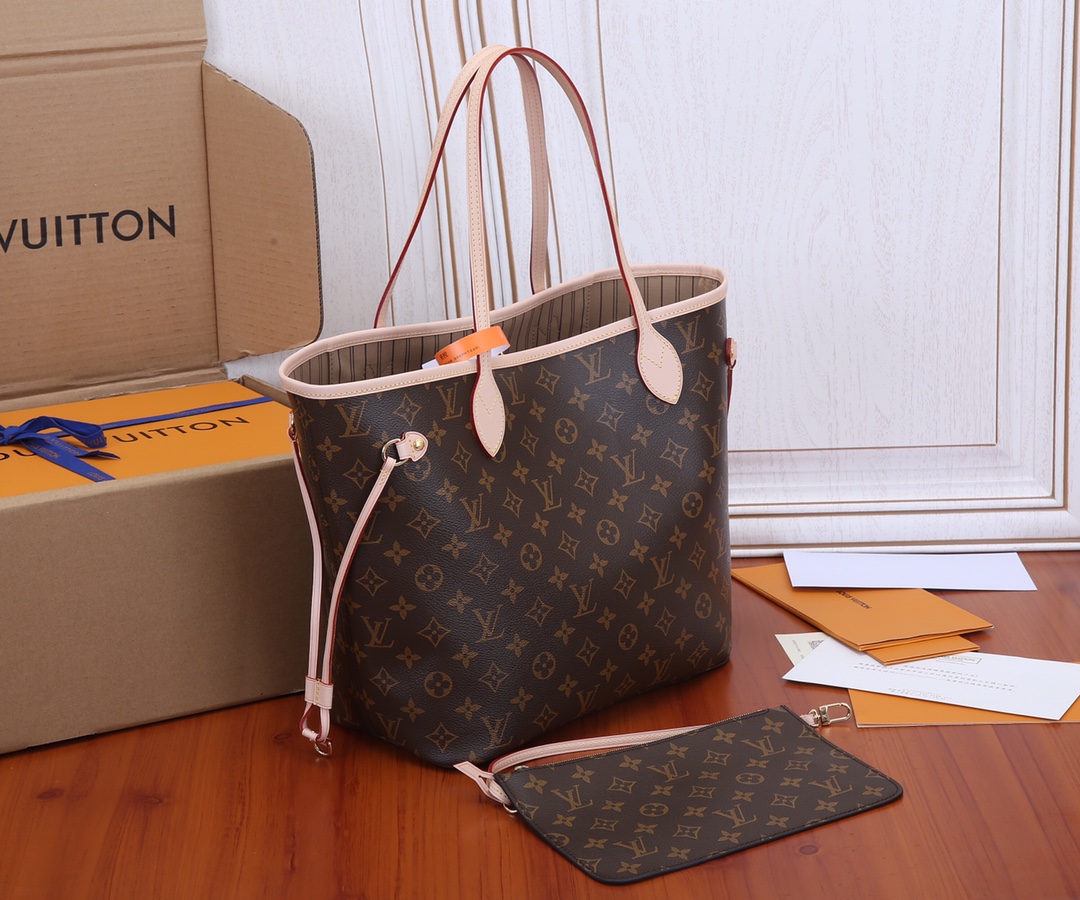 Louis Vuitton Neverfull Classic Handbag - Image 2