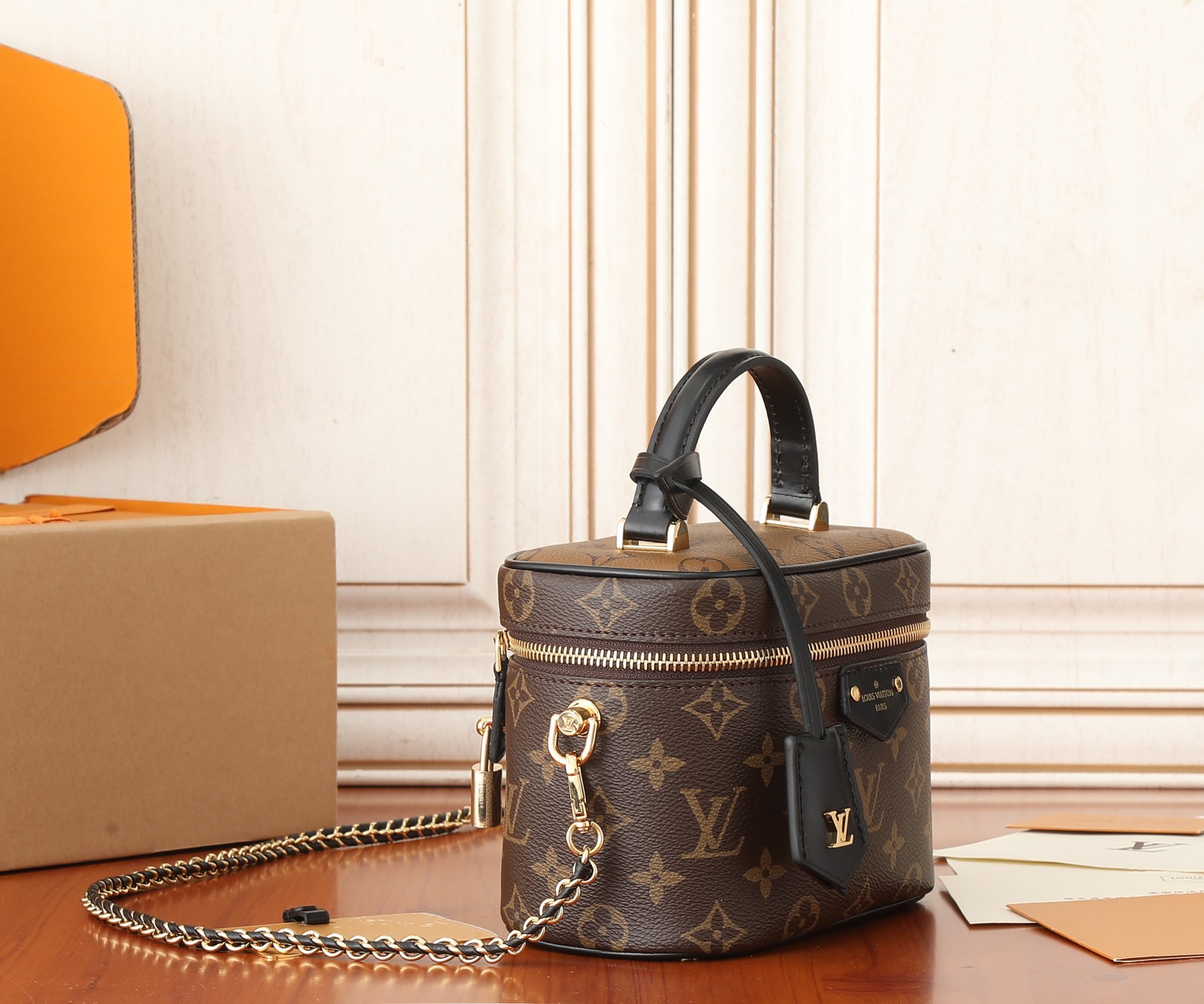 Louis Vuitton Vanity Chain Pouch M47128 - Image 2