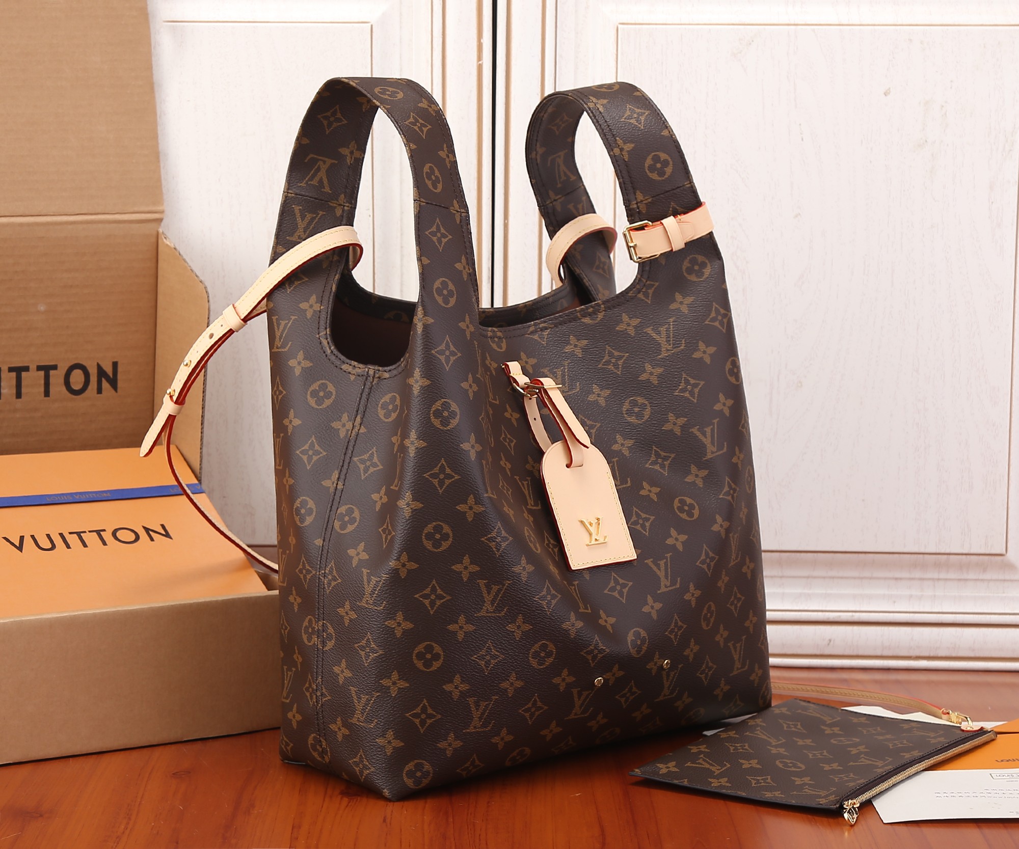 Louis Vuitton Atlantis Large Monogram Canvas Handbag M46817 - Image 2