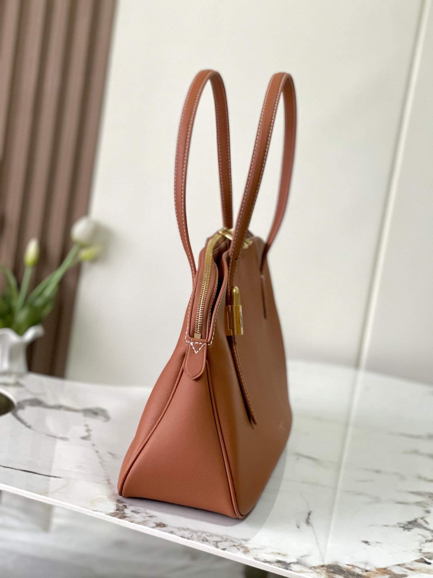 Louis Vuitton Alma Horizontal-Inspired Leather Handbag – Black and Brown - Image 2