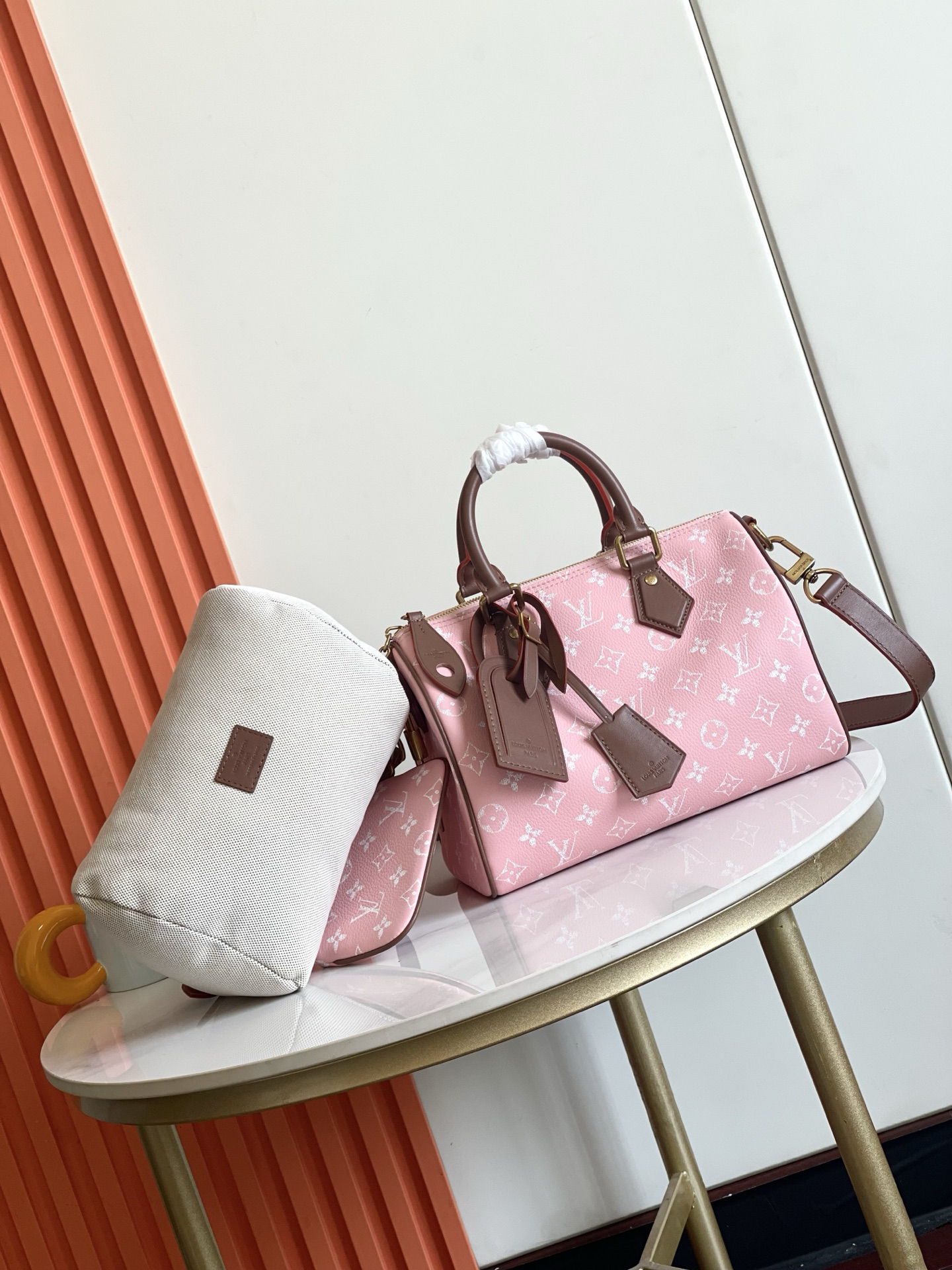 Louis Vuitton Speedy Bandoulière 25 Monogram Leather Shoulder Bag - Image 2
