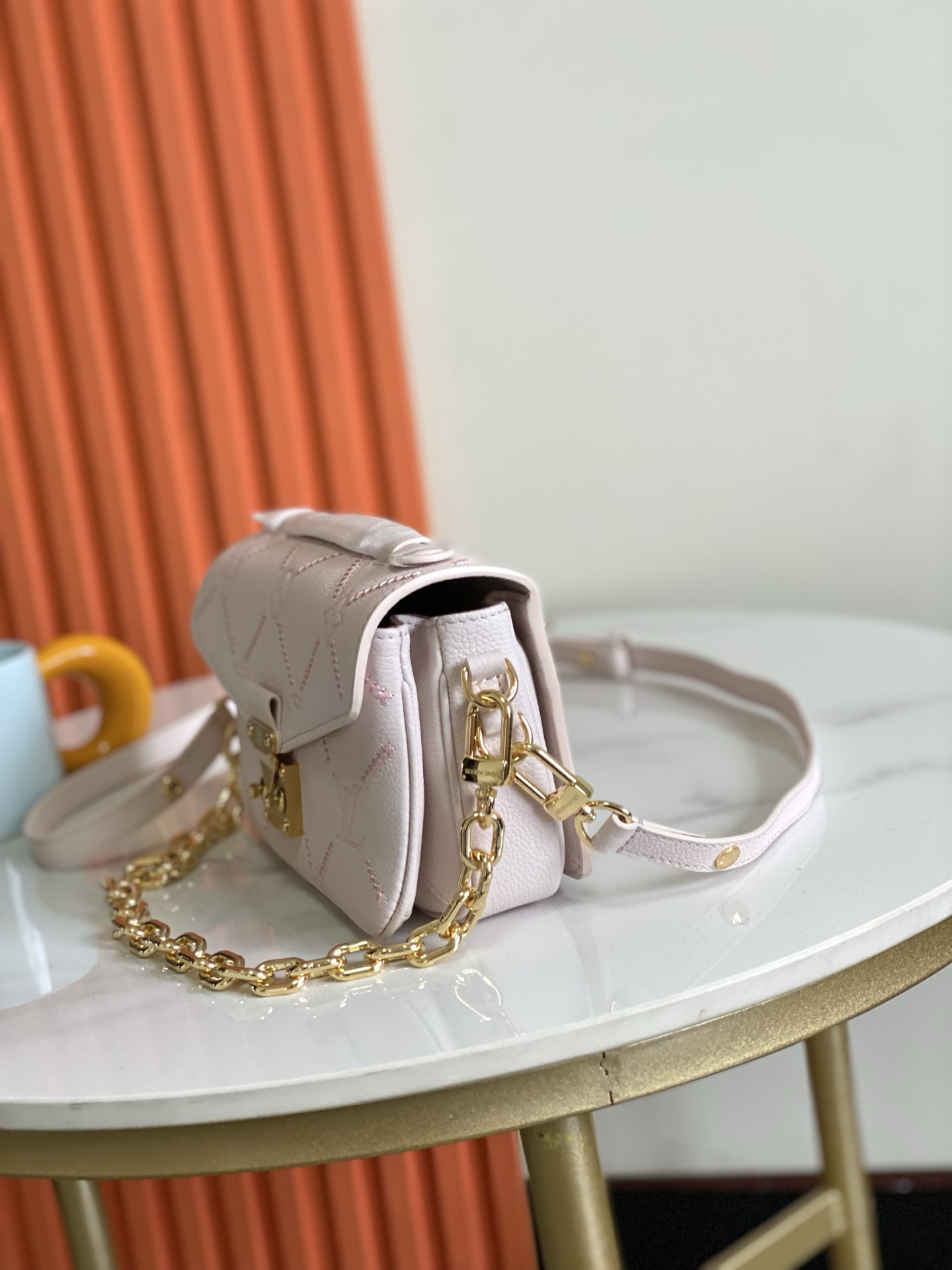 Pochette Metis Monogram Empreinte Crossbody Bag - Image 2