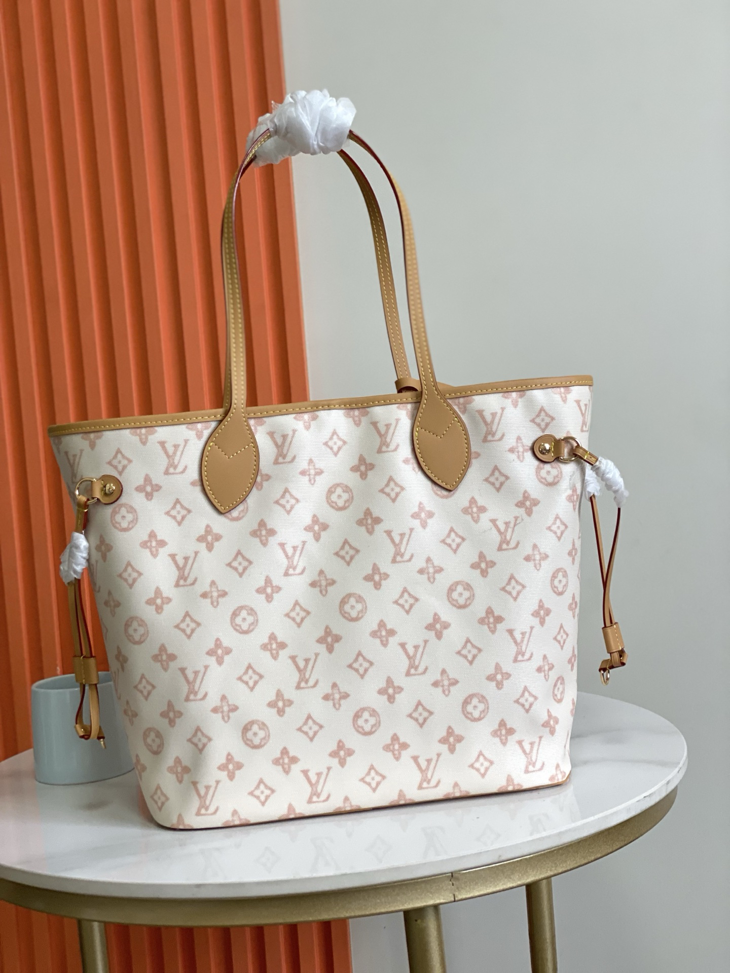 Louis Vuitton Neverfull Medium Monogram Canvas Tote Bag - Image 2