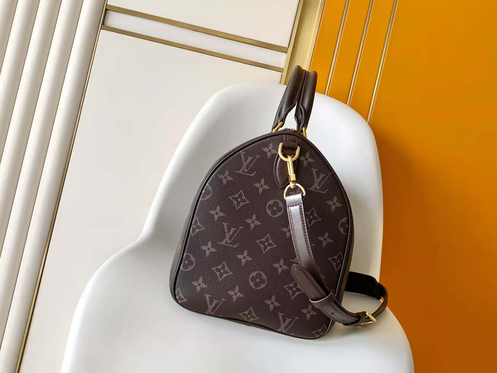 Louis Vuitton Speedy Bandoulière 40 Bag - Image 2