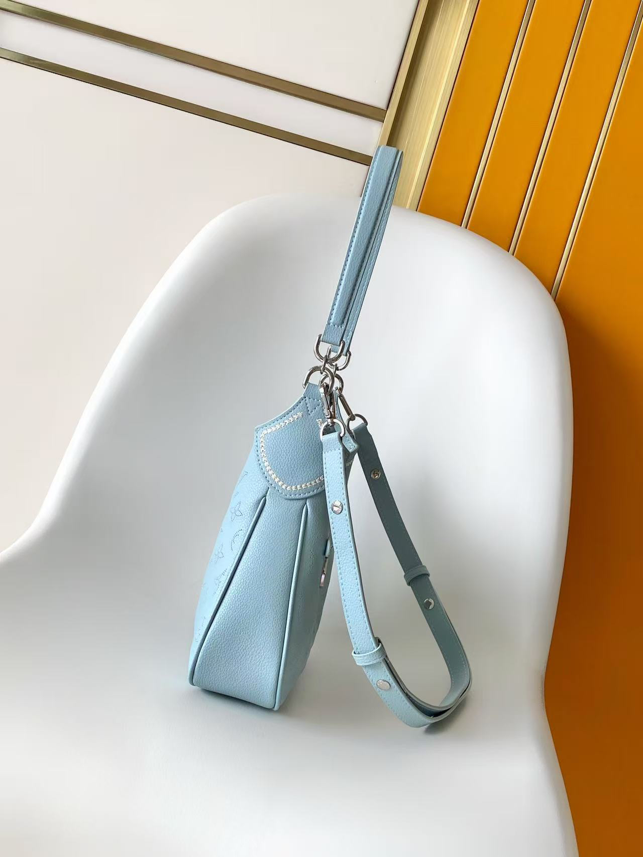 Louis Vuitton Mahina All Around Small Handbag - Image 2