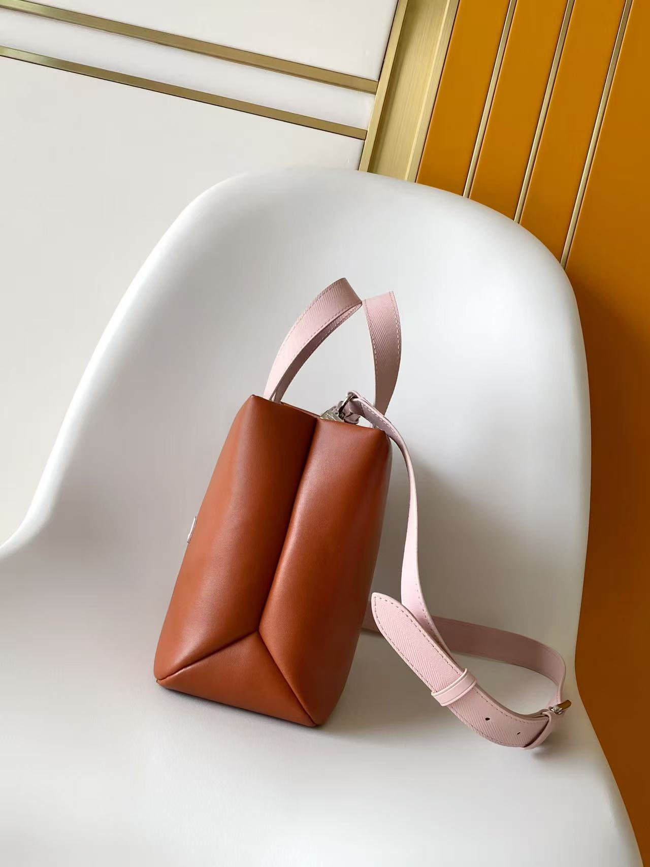 Louis Vuitton Medium Leather Handbag - Image 2