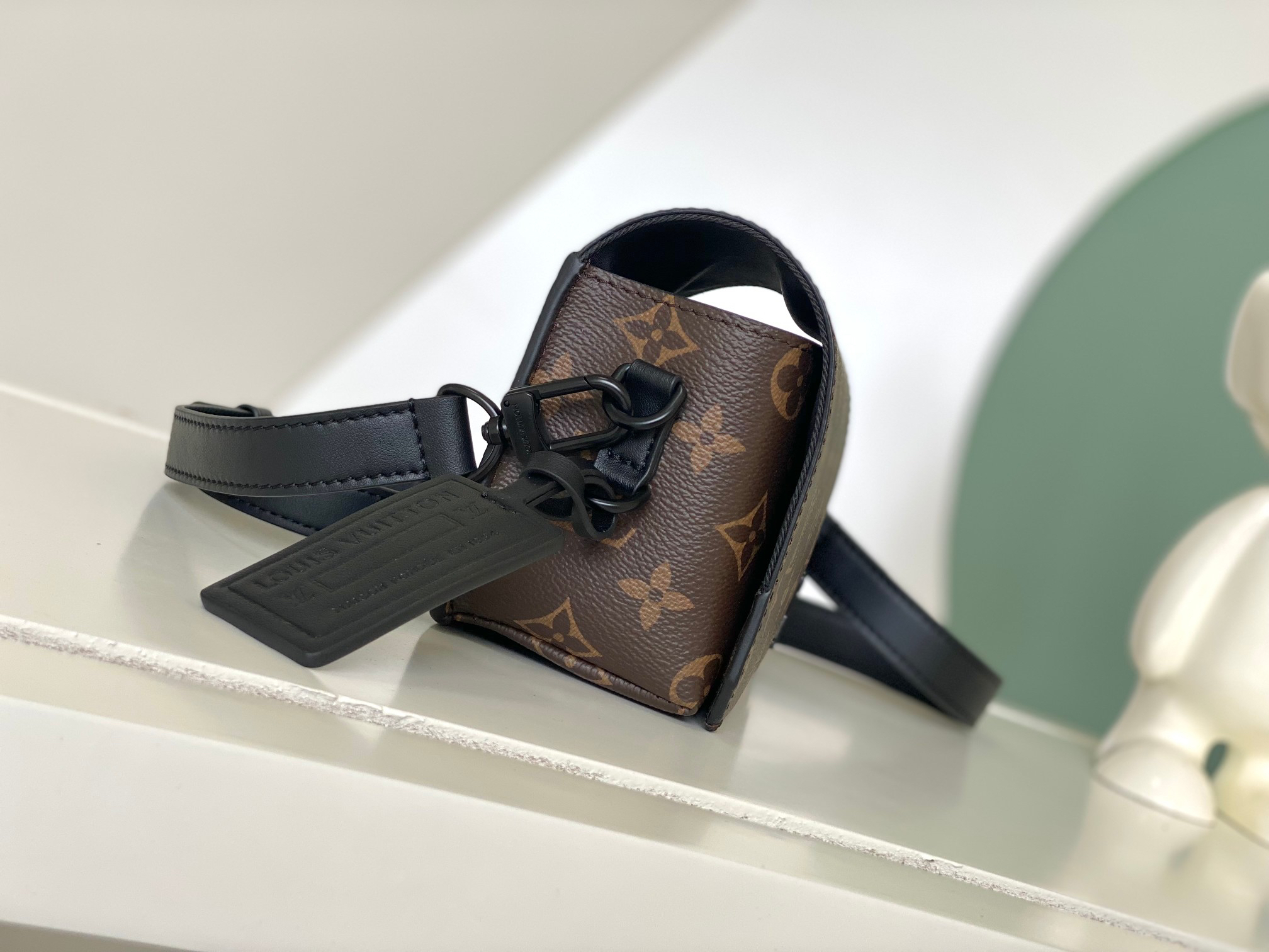 Louis Vuitton Aerogram Mini Flap Crossbody Bag - Image 2
