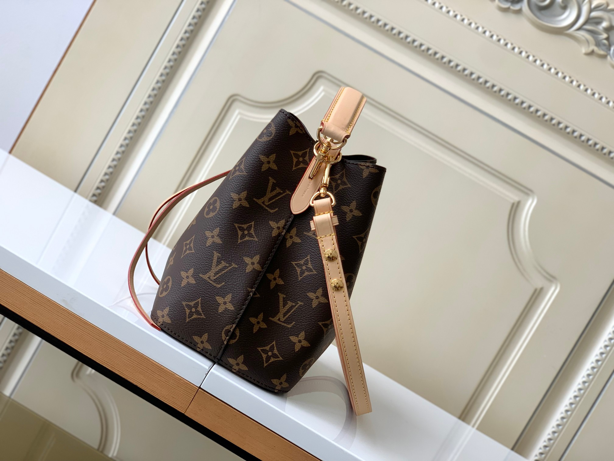 Louis Vuitton NéoNoé BB Monogram Canvas Bucket Bag - Image 2