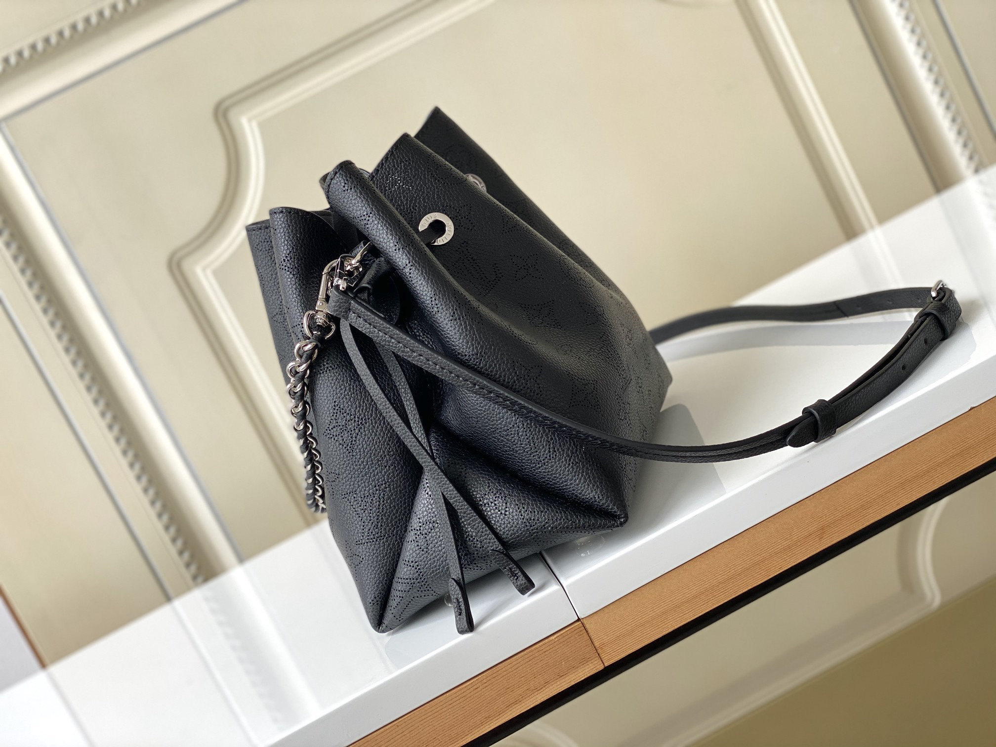 Louis Vuitton Bella Monogram Bucket Bag - Image 2