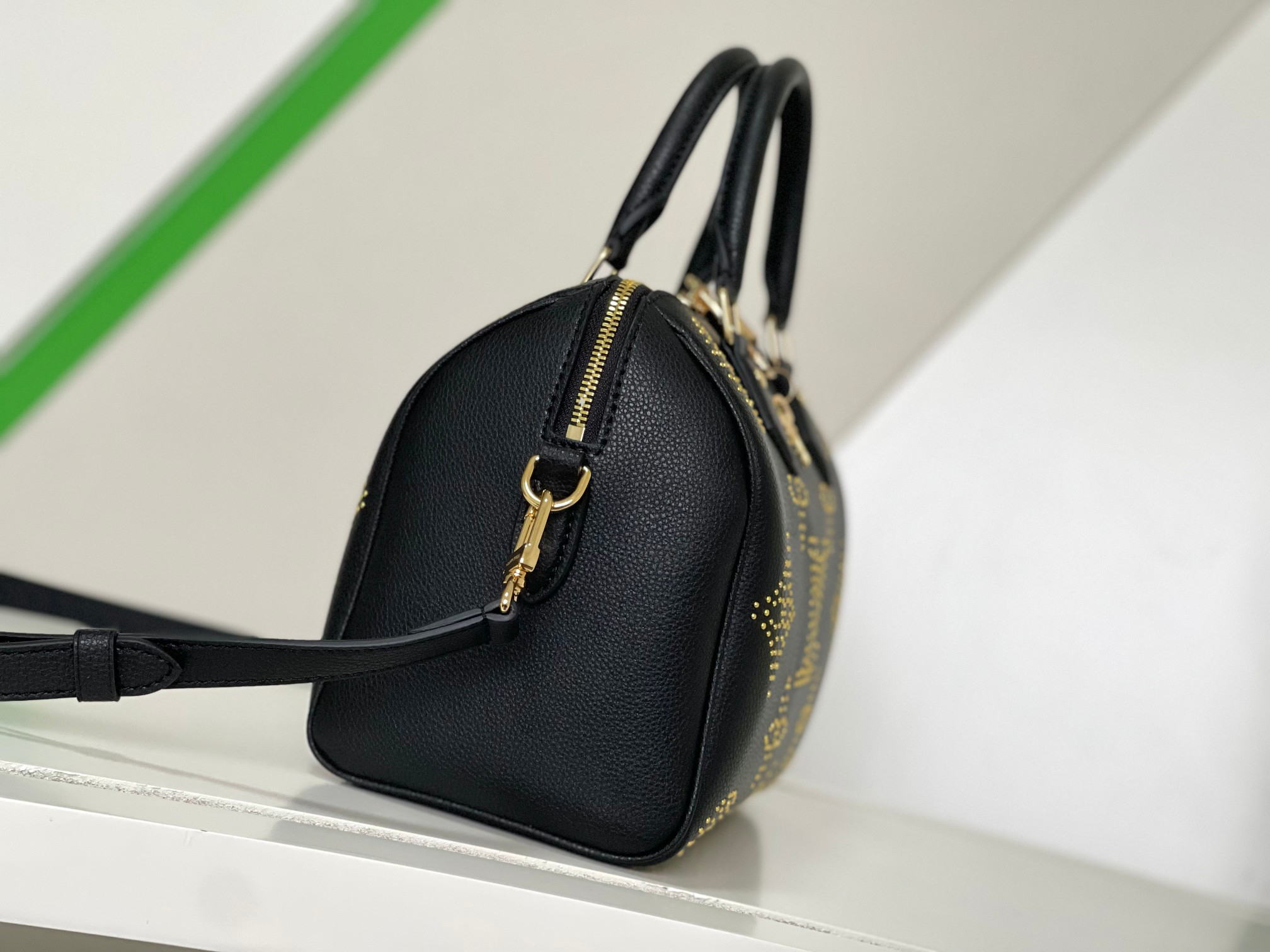 Louis Vuitton Speedy Bandoulière 25 Handbag - Image 2