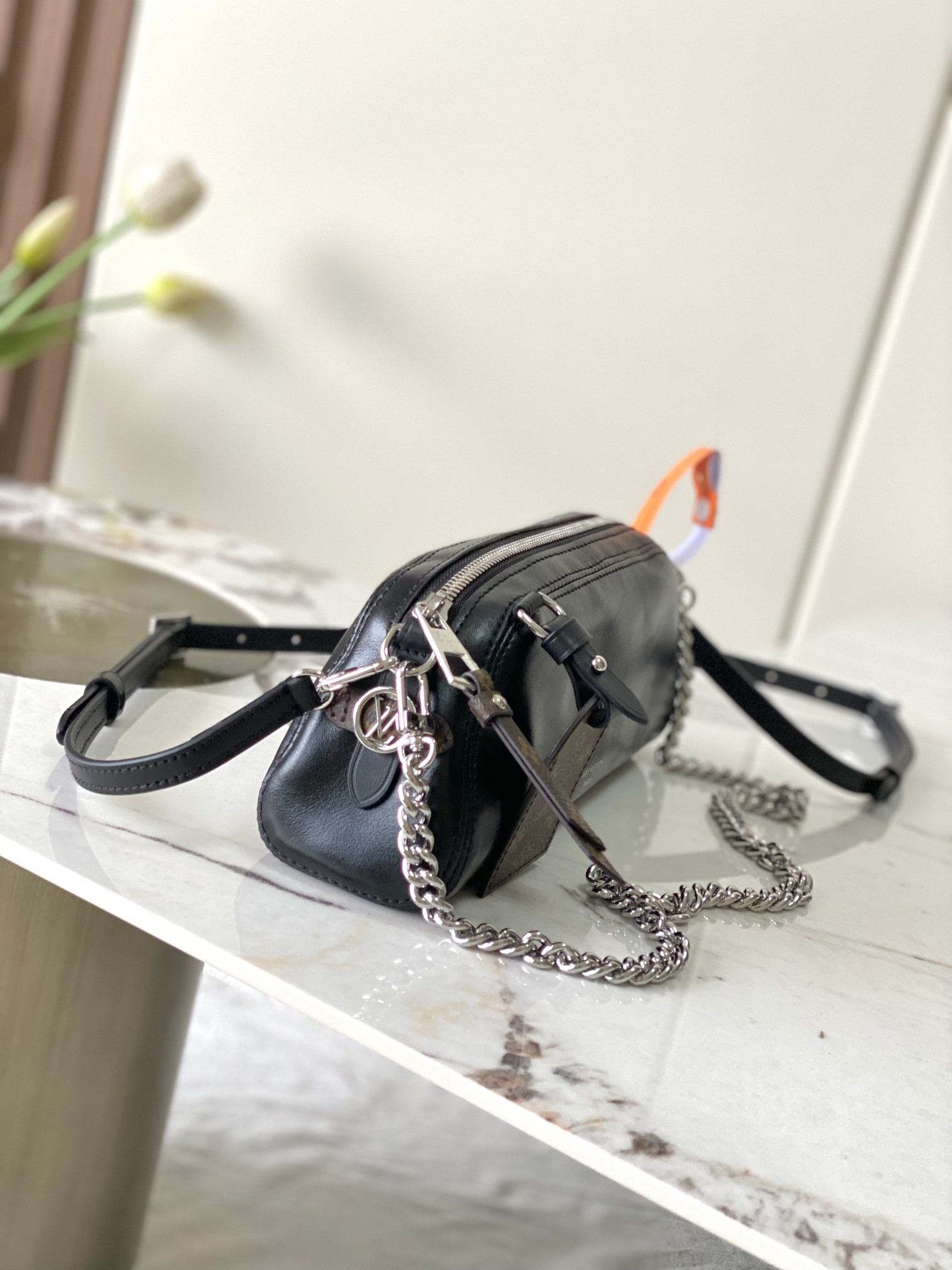 Louis Vuitton Pochette Vibe Shoulder Bag M14544 - Image 2