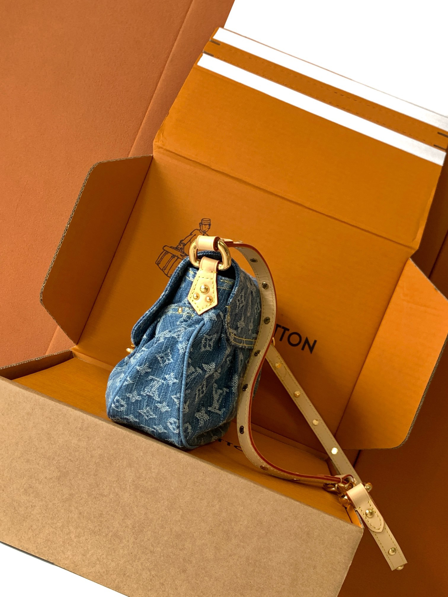 Sunset Vibe Denim Crossbody Bag - Image 2