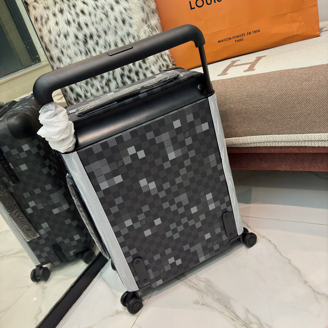 Louis Vuitton Horizon 55 Monogram Edlie Leather-Trimmed Carry-On Suitcase - Image 2