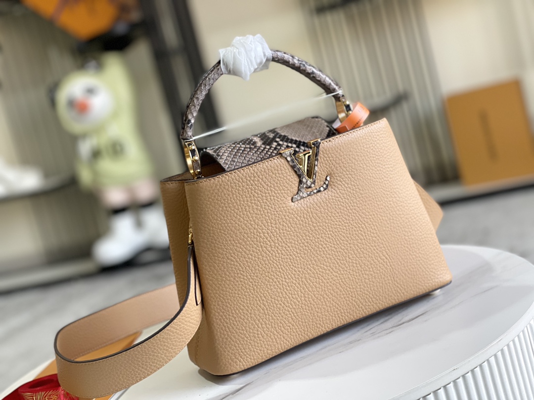 Louis Vuitton Capucines BB Handbag - Image 2
