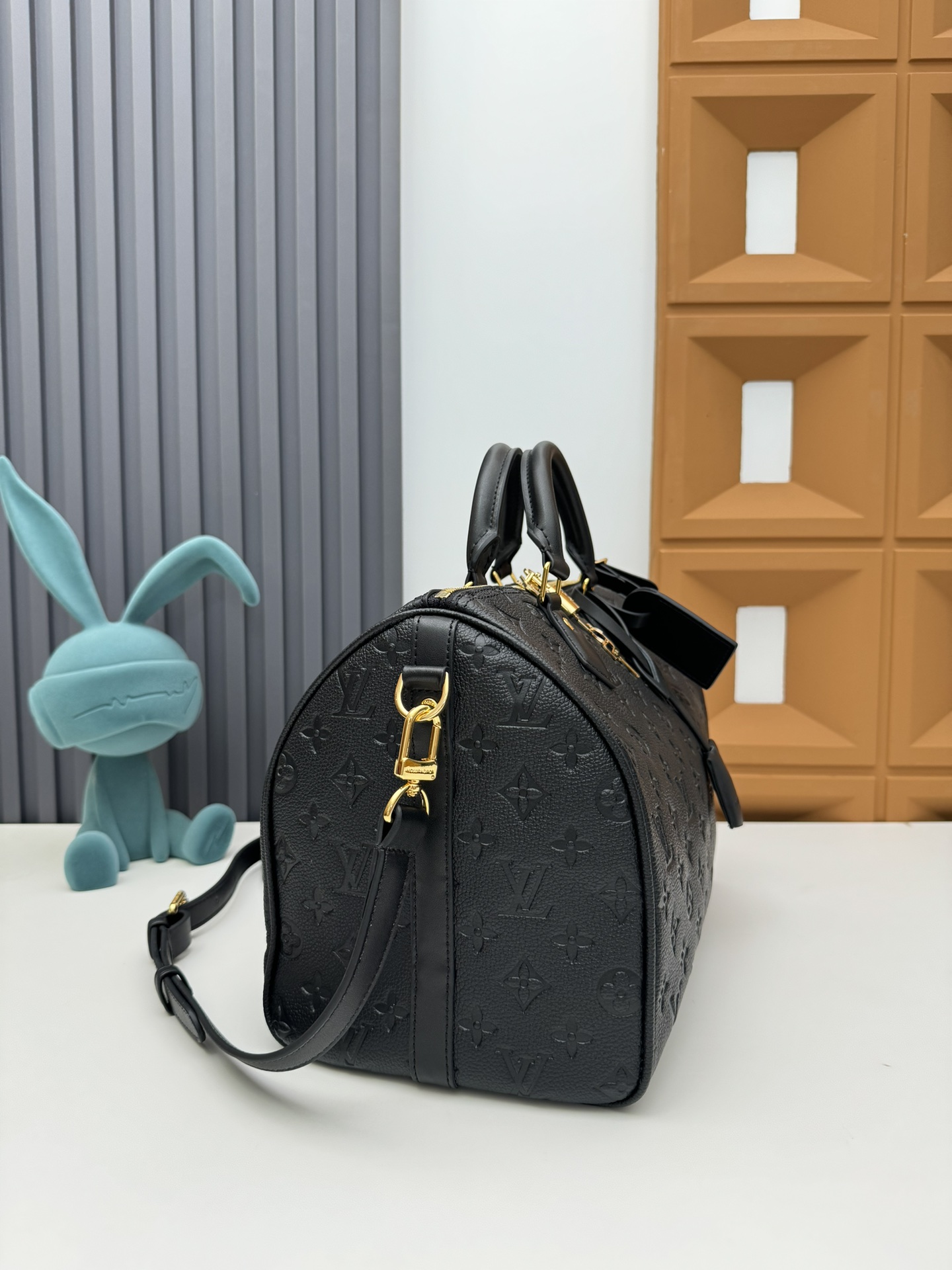 Louis Vuitton Speedy Soft 30 Handbag - Image 2