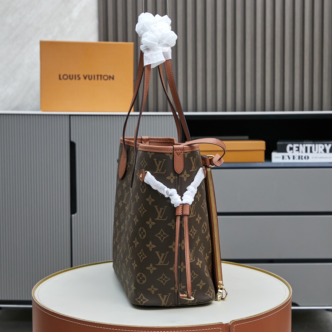 Louis Vuitton Neverfull MM Tote Bag in Damier Azur Canvas - Image 2