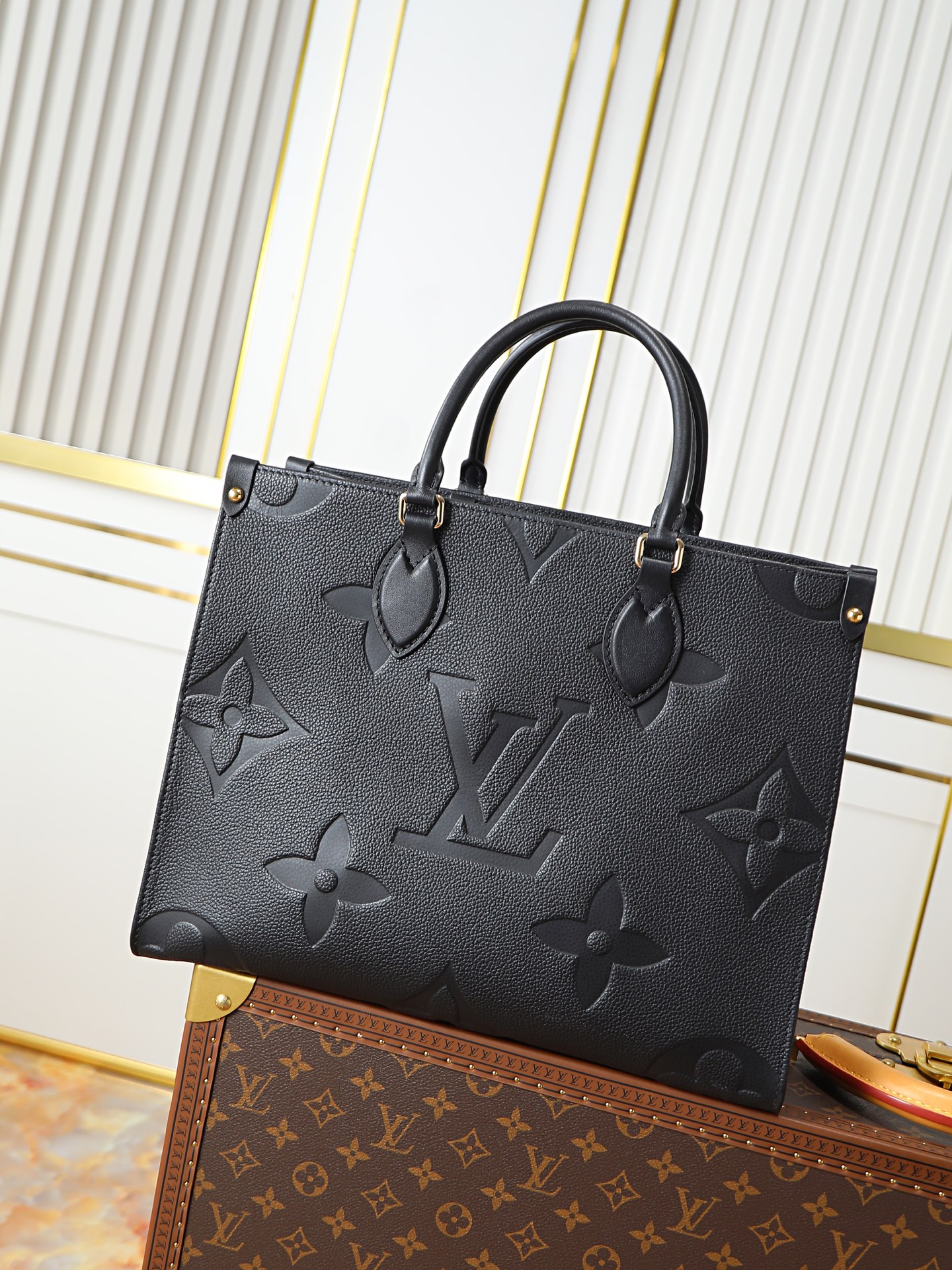 Louis Vuitton OnTheGo Medium Tote Bag - Image 2