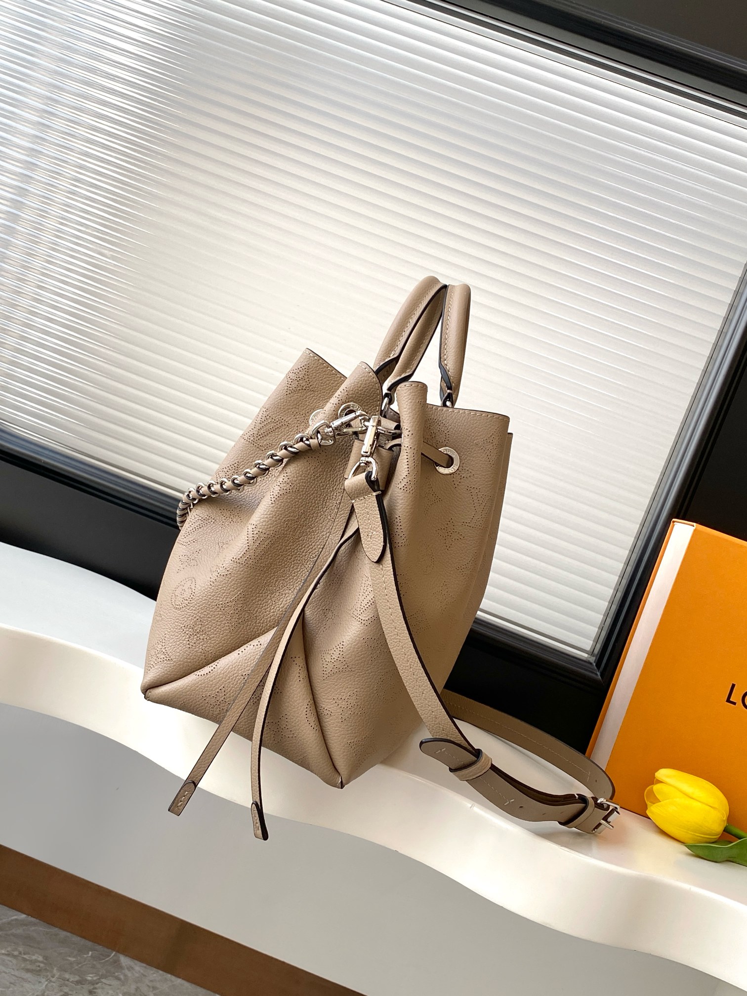 Bella Tote Bag M14316 - Image 2