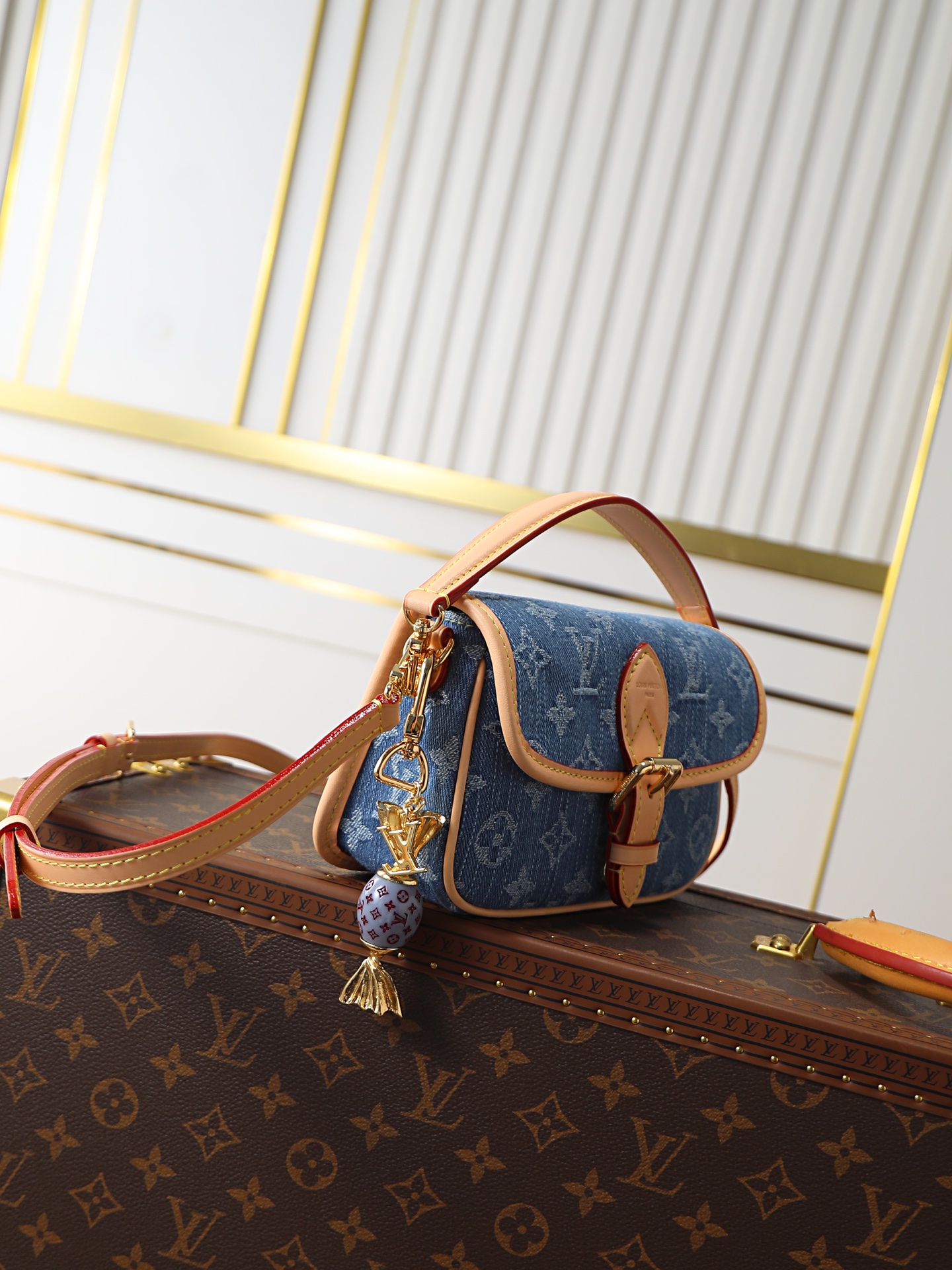 Saint Laurent Nano Diane Mini Handbag in Blue Denim - Image 2