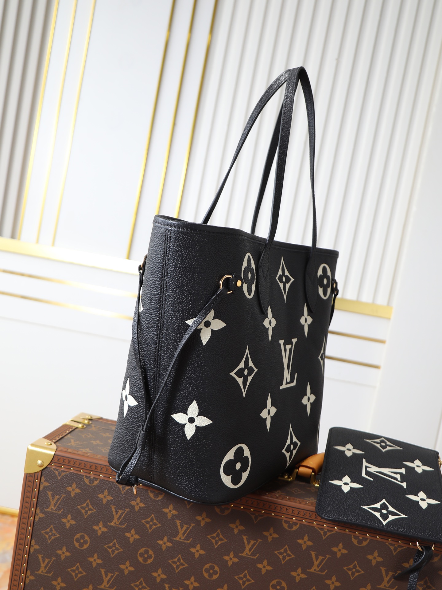 Neverfull MM Monogram Empreinte Leather Tote Bag - Image 2
